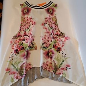 rue 21 Medium Jr. Floral